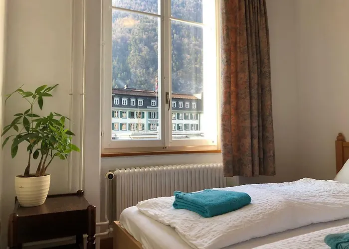 Мініготель Marco